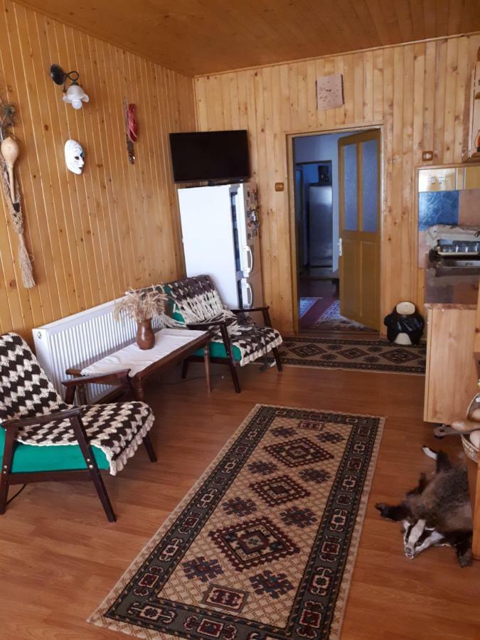 네호이우 Casa Fetic 아파트 외부 사진